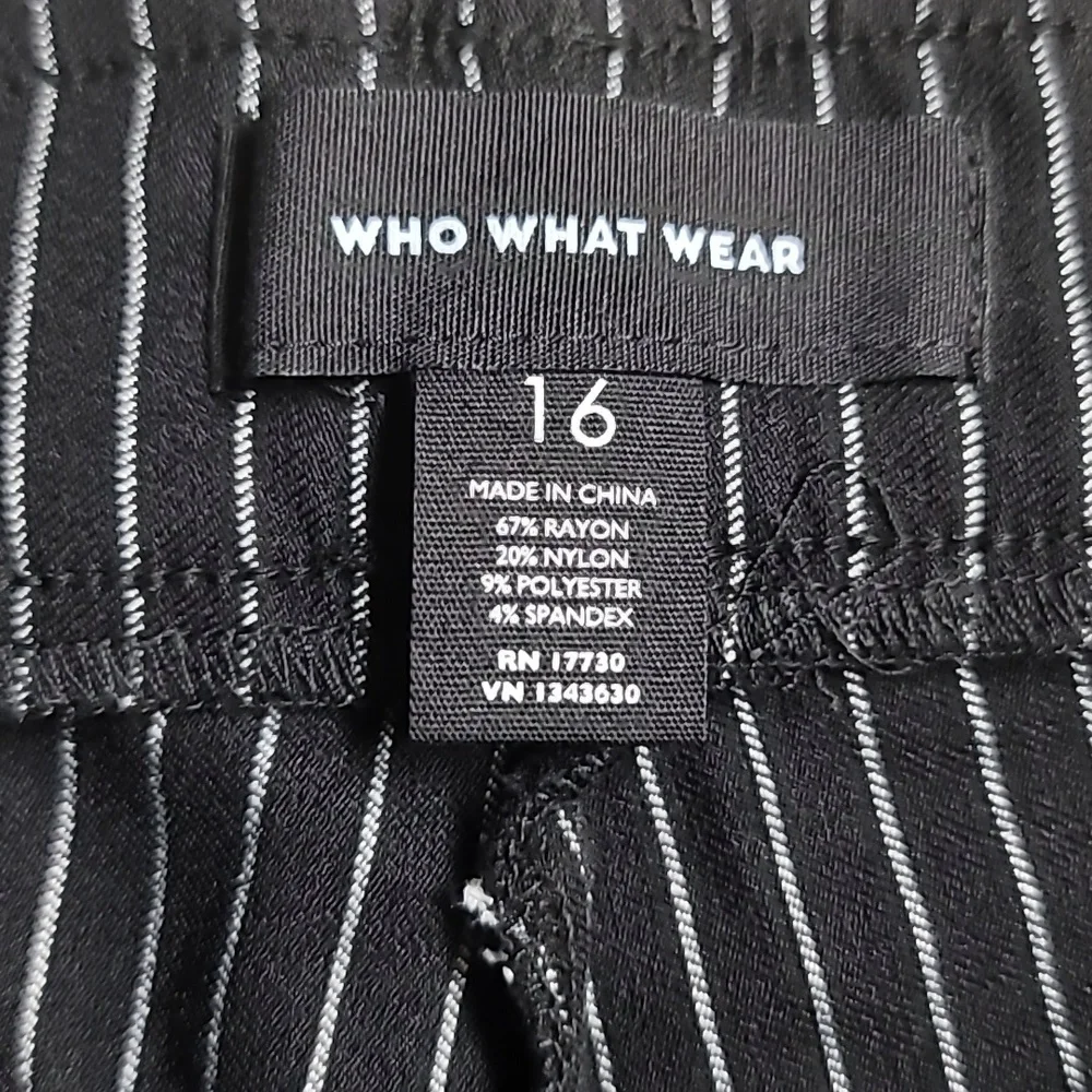 Who What Wear Black and White Pinstripped Casual Pull-On Dress Pants, Size 16 - Picture 5 of 7
